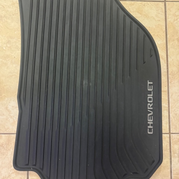 Chevy Equinox All Weather Floor Mats - Picture 3 of 5